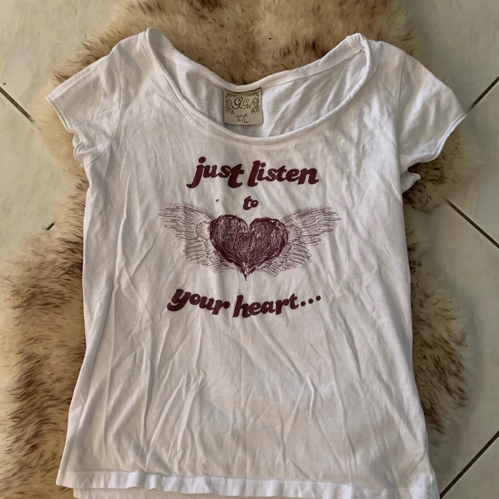 G*Girl White CLEAN Pre-owned T-Shirt w/a HEART XL